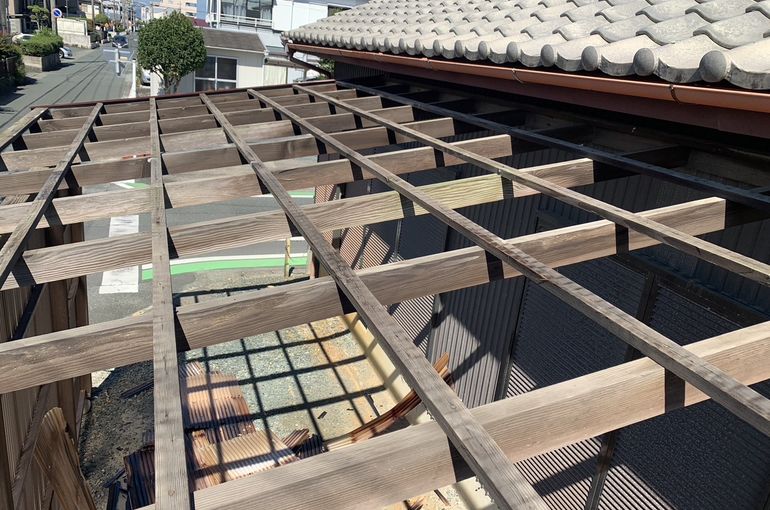 浜松ポリカの交換や補強